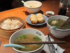 -鑫震源·苏式大虾生煎(山塘街店)