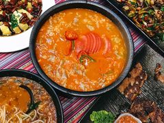 -香巴拉云南餐厅(华莱坞店)