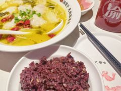 -渝是乎酸菜鱼·川渝小炒(新世界百货望京店)
