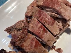 手抓羊肉-青海名吃尕张娃非遗烤肉(海湖总店)