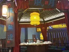 -鱼小妖·大武汉民间特色菜(江宸天街店)