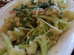 -洁神饭庄·海鲜·青岛菜·30年老字号(五四广场店)