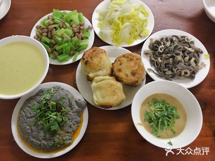 宝瑞门钉肉饼店门钉肉饼图片