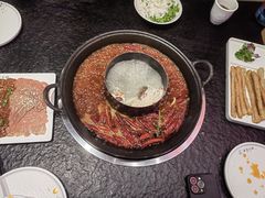 -渝里重庆火锅(航天城店)
