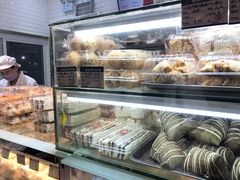面包甜点陈列柜-白玉兰食品(甜云店)