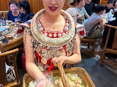 -亮欢寨酸汤鱼(沙冲路店)