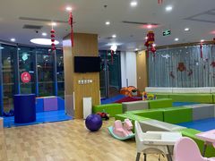 -澳洲袋鼠早教(金辉环球广场店)