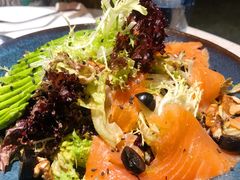 牛油果烟熏三文鱼沙拉-BE BRIGHT KITCHEN(正佳广场店)