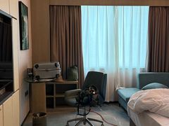 -华海酒店(茂名高铁站店)