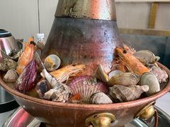 -一口猪海鲜浑锅·东北家常菜