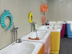 -蓝鲸奇亲子游泳俱乐部