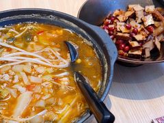 -俏凤凰(美林M·LIVE天地东座店)