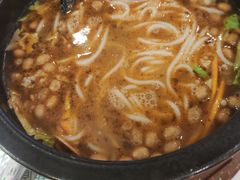 -蒙自源米线大王(东站店)