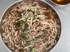 -正宗杨记普洱酸醋米线(总店)