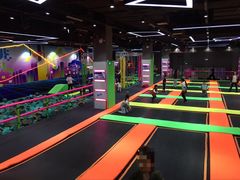-酷跳蹦床主题公园(万胜广场店)