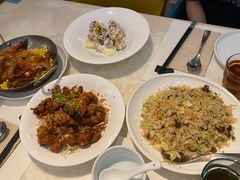 -港丽餐厅(高德置地店)