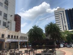 -海口骑楼小吃街