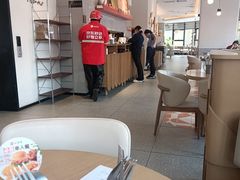 -必胜客(璞丽中心店)