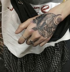 -刺客纹画纹身·洗纹身·穿孔饰品