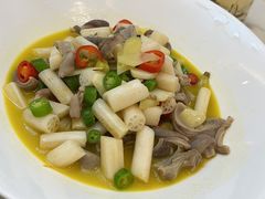 -新天明砂锅鱼头煲