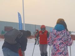 -华彬猛犸滑雪场