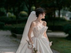 -艾米丽婚纱礼服