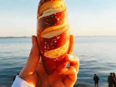 经典德国碱水面包-啊噗吐呦现场烘焙(麦凯乐店)