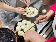 -舒小笼松针小笼包
