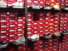 -New Balance(王府井奥莱·香江小镇店)