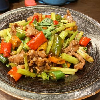 预告一家即将倒闭的店胖东北 海梦一方店