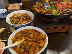 -富正毅三下锅·湘西韵味(天门山索道店)