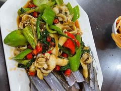 -岛中岛·海鲜大排档·万宁老字号(东澳店)