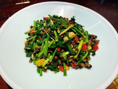 韭菜炒螺丝肉-徽湘客(草桥店)