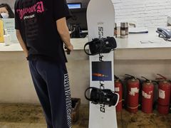 -4+2肆加贰雪具库(上庄店)