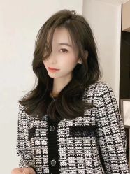 -AYO SALON
