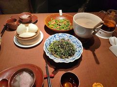 -荷栖小院·品质江西菜(红谷滩店)