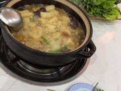 -菌之家·专业纯野生菌火锅·特色炒菌