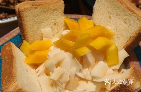 Dehong Coconut Milk Puluoda