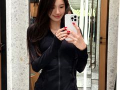 -lululemon(海信广场店)