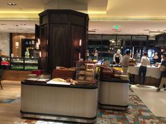 -松咖啡自助餐厅·松北香格里拉