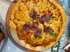 -水桶王国主题餐厅·聚会·生日派对·亲子活动·家庭套餐(亚龙湾希尔顿店)