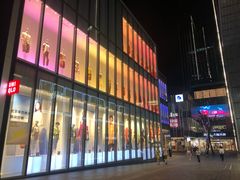 -优衣库(深圳万象天地旗舰店)
