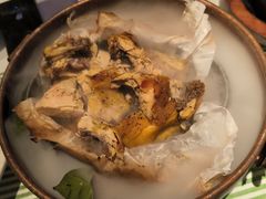 黑胡椒烤杭州叫花鸡-桂满陇·蟹黄小笼汤包(清河万象店)