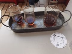 -UNI UNI(环亚凯瑟琳店)