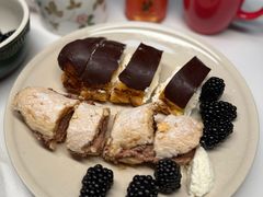 榛子巧克力手指泡芙-梦菲思饼屋(瑞金宾馆店)