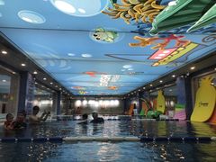 -戊辰亲子游泳俱乐部