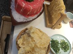 -洪氏嗨捞·猪肚鸡火锅(阳光天地店)