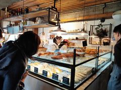 面包甜点陈列柜-仙峰天然面包(迎宾路店)