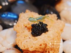 脆皮花胶配鲟鱼籽酱-湖滨28中餐厅·西湖宴·杭州君悦酒店
