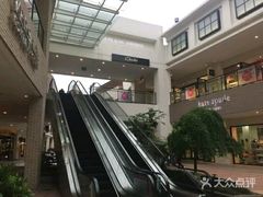 -宁波杉井奥特莱斯广场